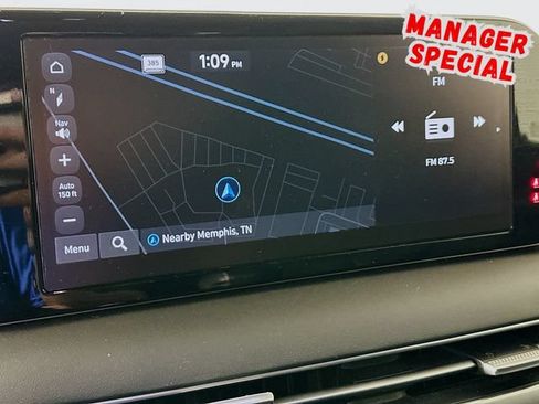 Used 2024 Hyundai Palisade SEL w/ Premium Package FWD image 16