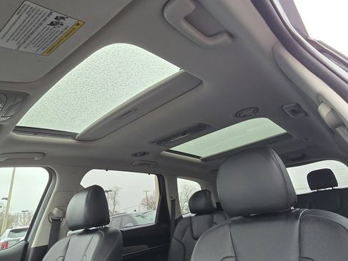 Used 2020 Kia Telluride SX image 16