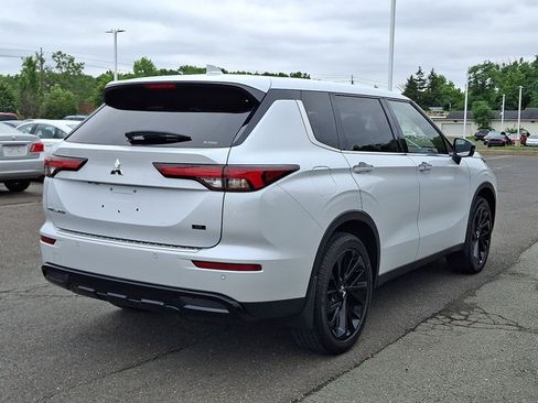 Used 2023 Mitsubishi Outlander SE AWD/4WD image 26