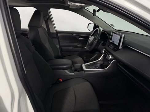 Used 2023 Toyota RAV4 XLE image 15