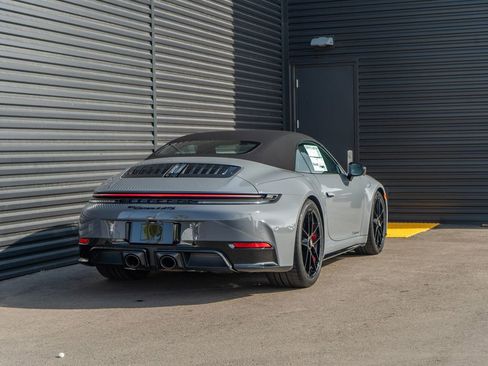 New 2026 Porsche 911 Carrera 4 GTS image 9