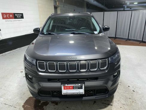 Used 2022 Jeep Compass Latitude AWD/4WD image 6
