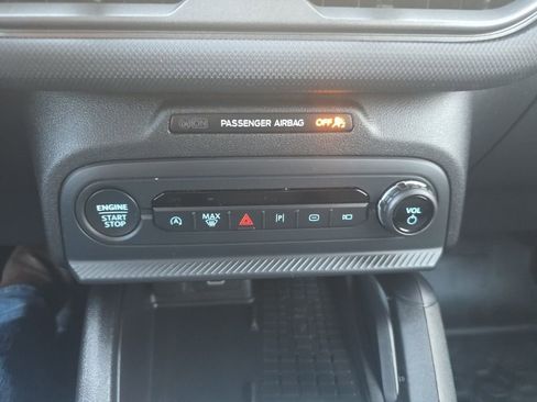 Used 2025 Ford Bronco Sport Badlands image 21