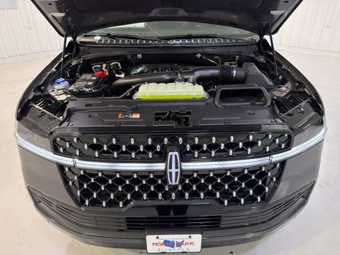 New 2026 Lincoln Navigator Black Label image 30