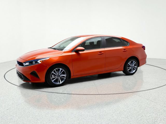 Certified 2024 Kia Forte LXS w/ LXS Technology Package FWD image 2