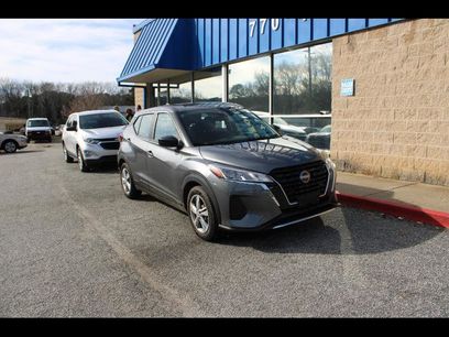 Used 2023 Nissan Kicks S