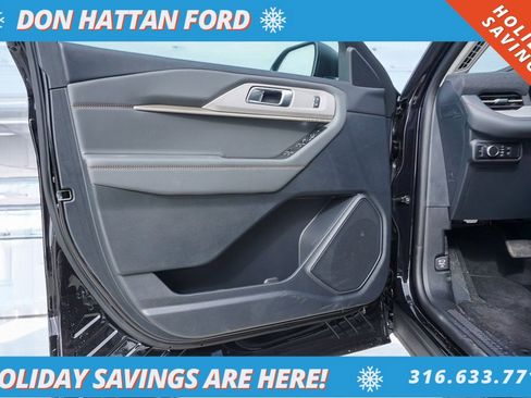 New 2026 Ford Explorer Active image 16