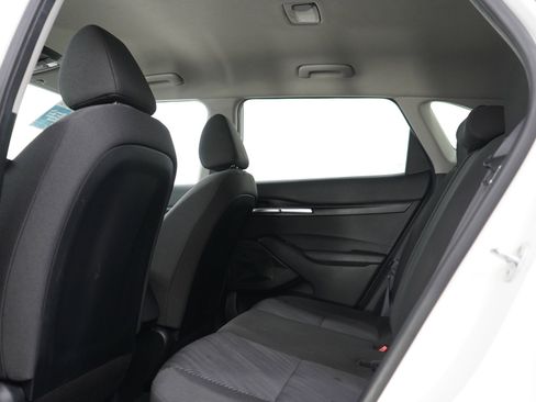 Used 2021 Kia Seltos LX image 17