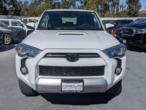 Used 2020 Toyota 4Runner TRD Off-Road Premium image 2