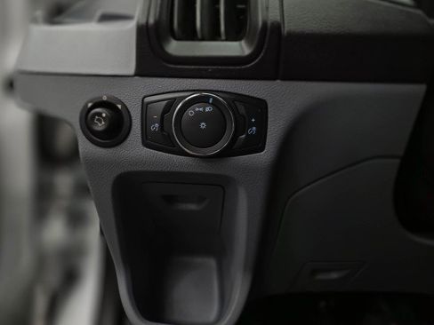 Used 2019 Ford Transit 250 130 Medium Roof RWD image 26