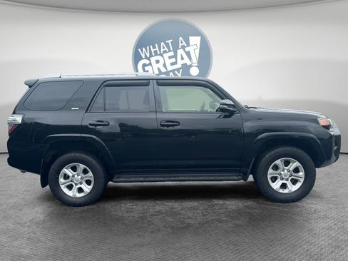 Used 2014 Toyota 4Runner SR5 Premium AWD/4WD image 2