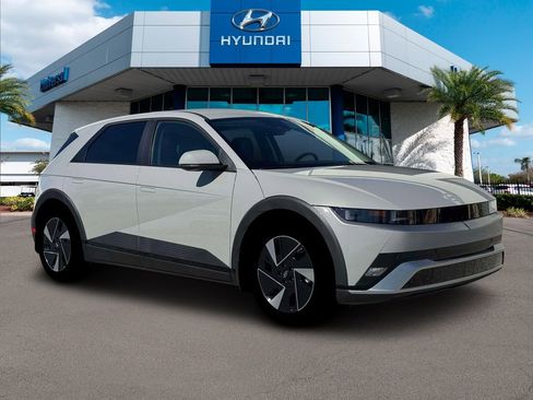 New 2026 Hyundai Ioniq 5 SEL image 11