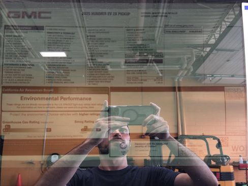 New 2025 GMC Hummer EV 2X image 46