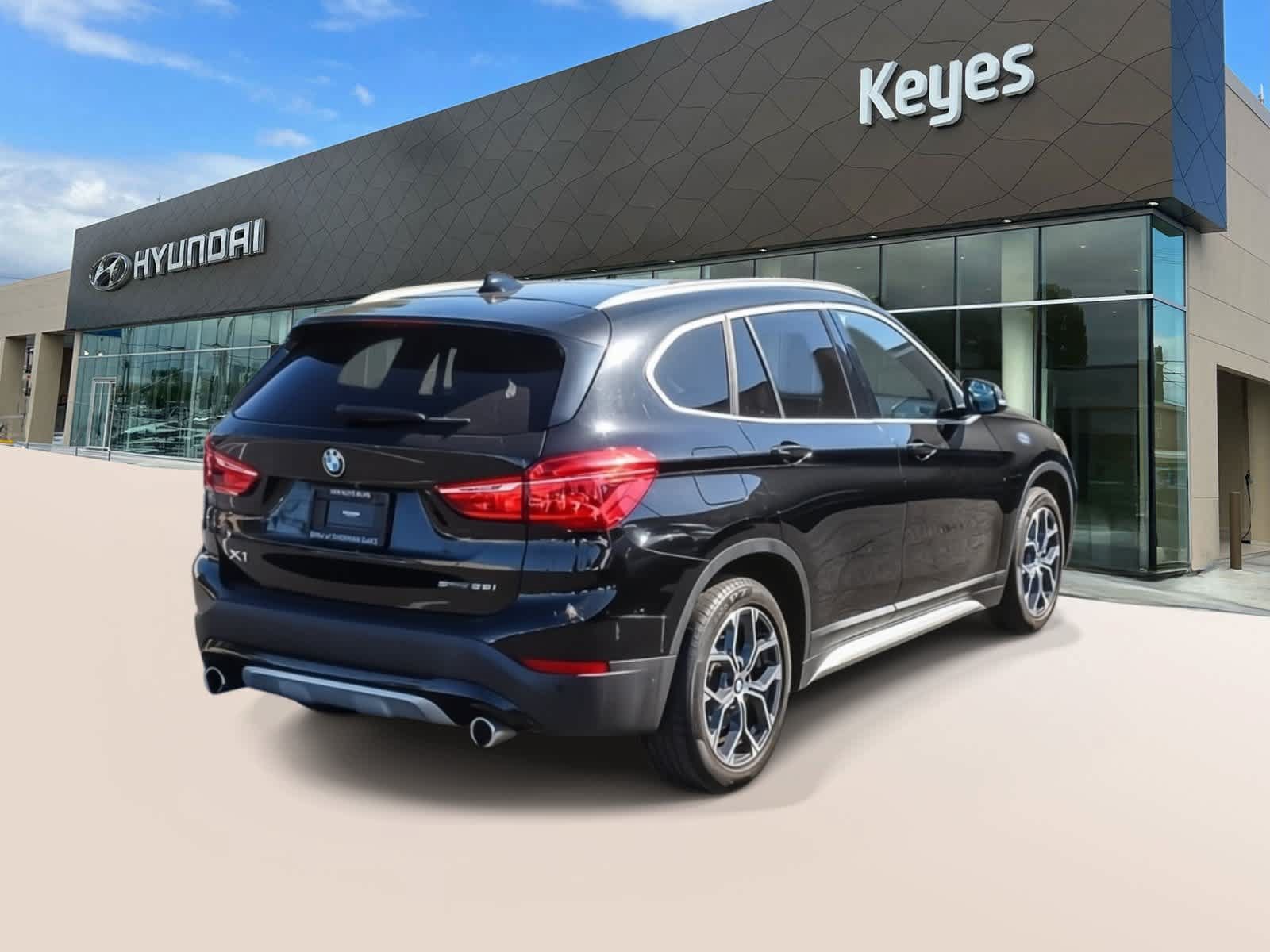 Used 2021 BMW X1 sDrive28i w/ Convenience Package FWD image 4