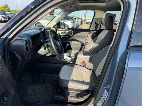 Used 2025 Ford Bronco Sport Badlands w/ Sasquatch Badlands Package AWD/4WD image 2