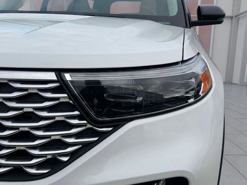 Used 2023 Ford Explorer Platinum w/ Technology Package image 7