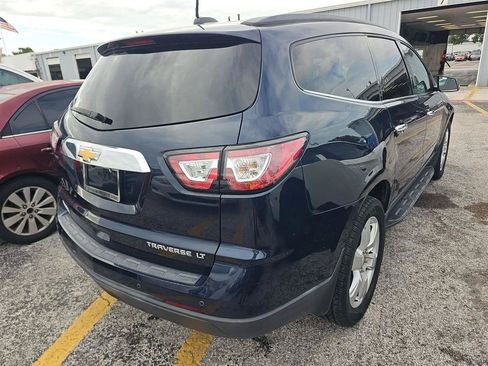 Used 2016 Chevrolet Traverse LT w/ Traveler's Package FWD image 4