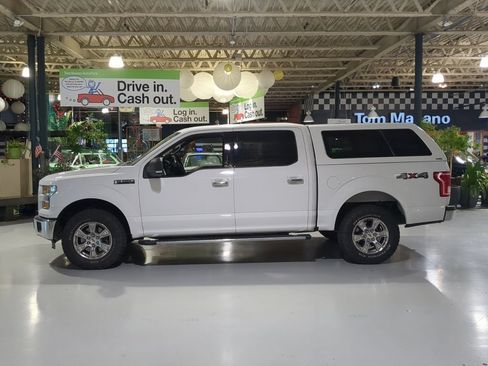 Used 2016 Ford F150 XLT w/ Equipment Group 301A Mid AWD/4WD image 10