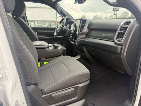 Used 2024 RAM 2500 Big Horn w/ Night Edition AWD/4WD image 21