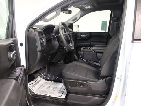 Used 2024 Chevrolet Silverado 1500 Custom image 19