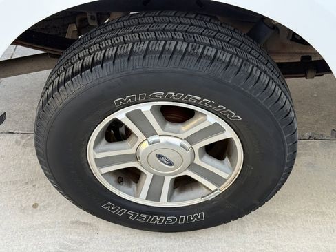 Used 2006 Ford F150 STX image 15