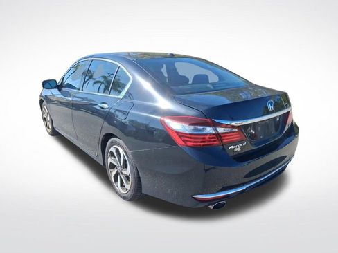 Used 2017 Honda Accord EX-L image 9