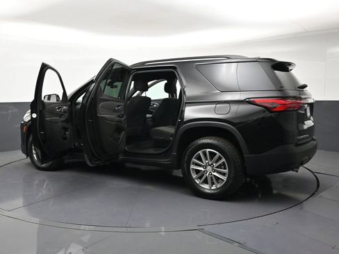 Used 2023 Chevrolet Traverse LT AWD/4WD image 35