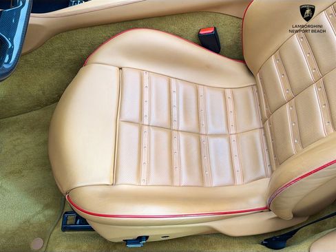 Used 2019 Ferrari Portofino RWD image 19