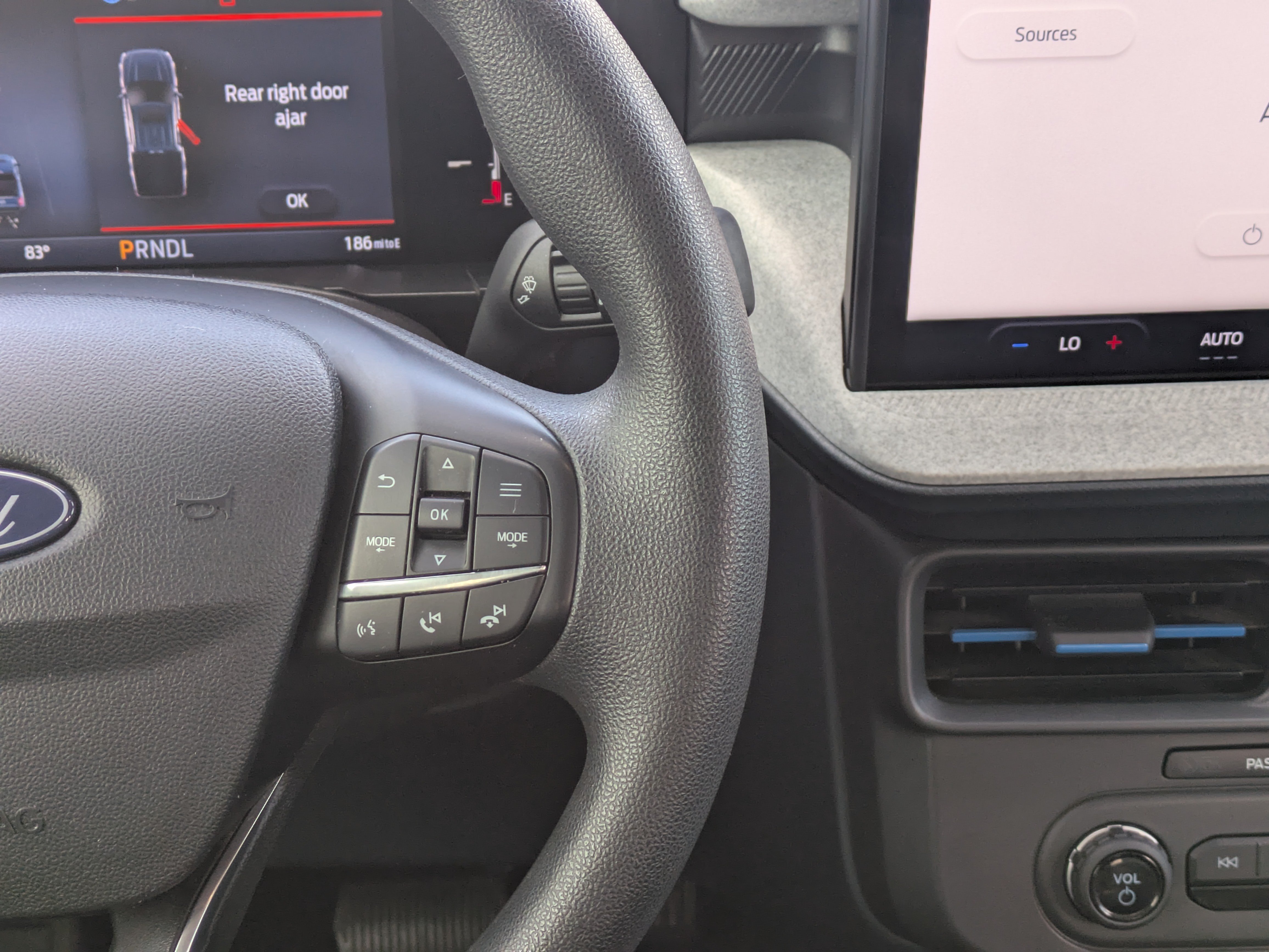 Used 2025 Ford Maverick XLT FWD image 21
