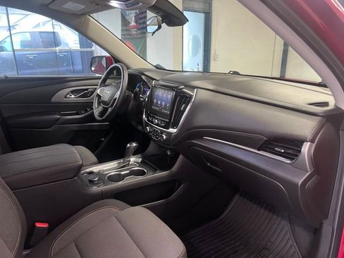 Used 2020 Chevrolet Traverse LT w/ Driver Confidence II Package image 31