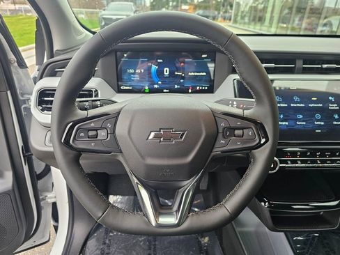 New 2027 Chevrolet Bolt LT w/ Comfort Package image 24