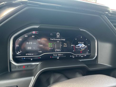 Used 2025 GMC Sierra 1500 AT4 w/ Technology Package AWD/4WD image 16