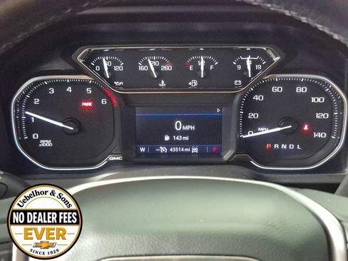 Used 2022 GMC Sierra 1500 SLT w/ SLT Premium Package AWD/4WD image 15