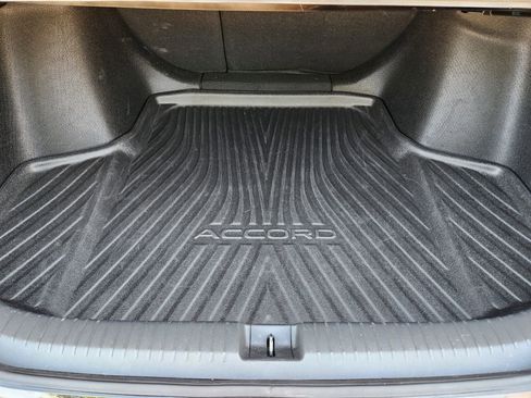 Certified 2024 Honda Accord EX image 31