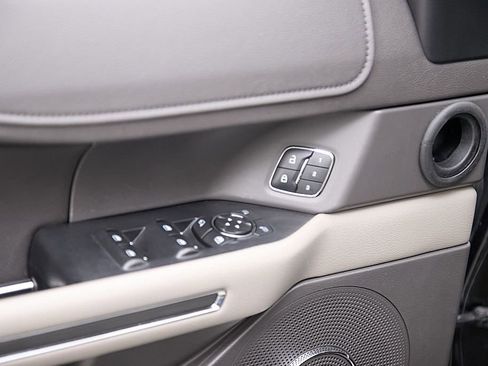 Used 2019 Ford Expedition XLT w/ Equipment Group 202A image 12