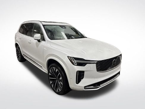 New 2026 Volvo XC90 B6 Plus w/ Protection Package Premier AWD/4WD image 7