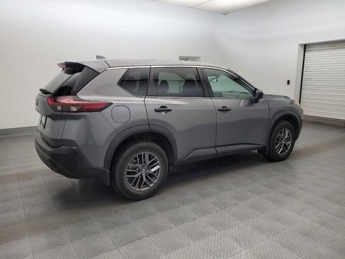 Used 2021 Nissan Rogue S AWD/4WD image 10