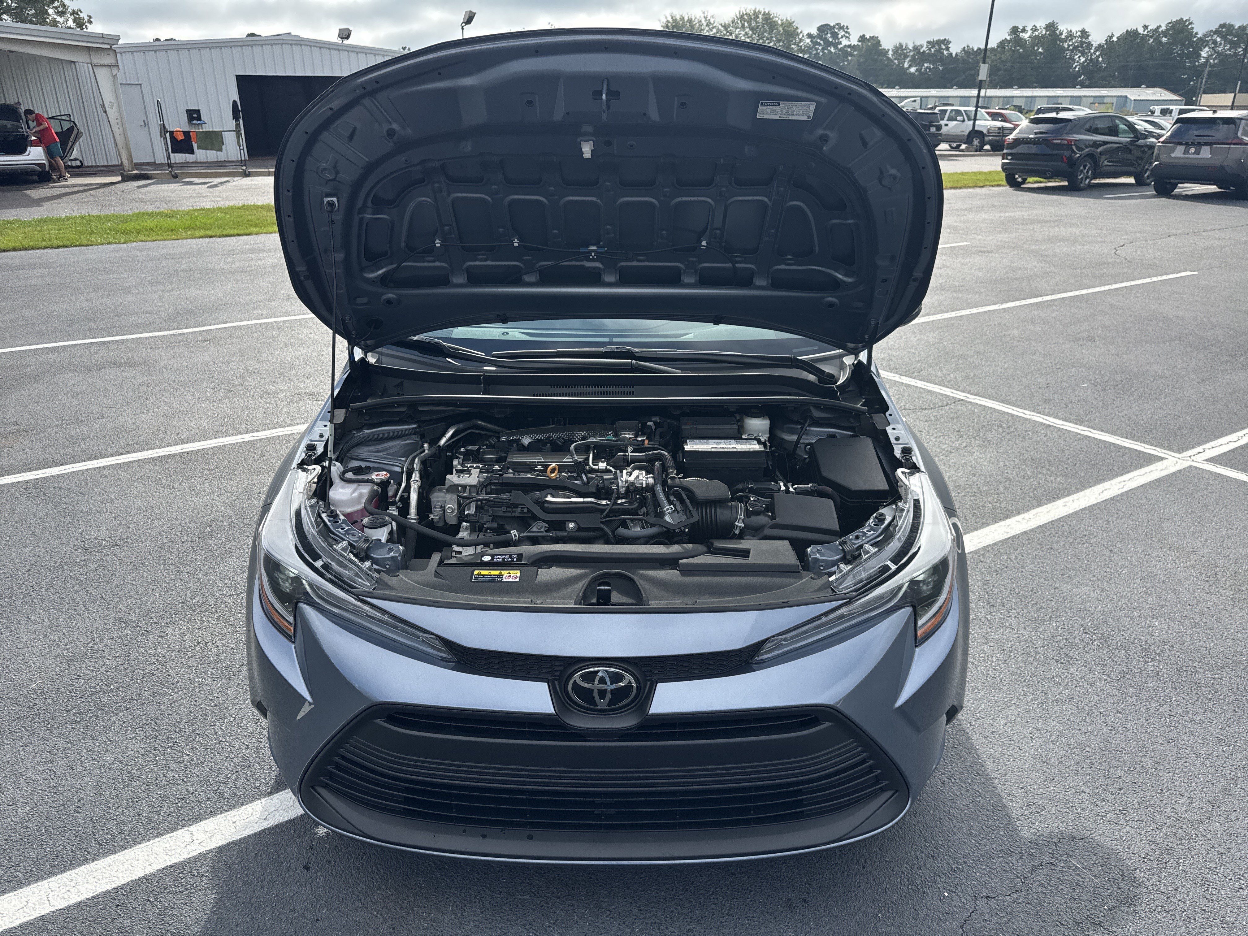 Used 2025 Toyota Corolla LE FWD image 37