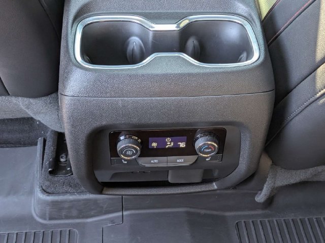 Used 2025 Chevrolet Traverse RS w/ LPO, Floor Liner Package FWD image 15