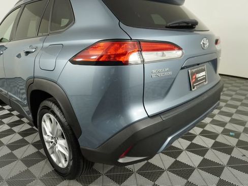 Used 2023 Toyota Corolla Cross LE FWD image 12