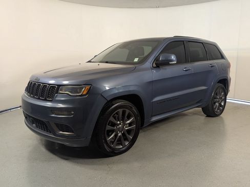 Used 2019 Jeep Grand Cherokee High Altitude RWD image 3