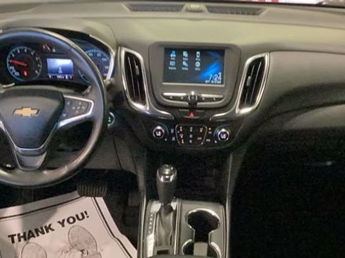 Used 2018 Chevrolet Equinox LT AWD/4WD image 17