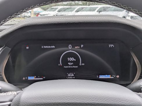 Certified 2025 Jeep Grand Cherokee Limited w/ Luxury Tech Group II RWD image 27