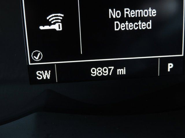 Used 2018 Chevrolet Trax LT w/ LT Convenience Package FWD image 29
