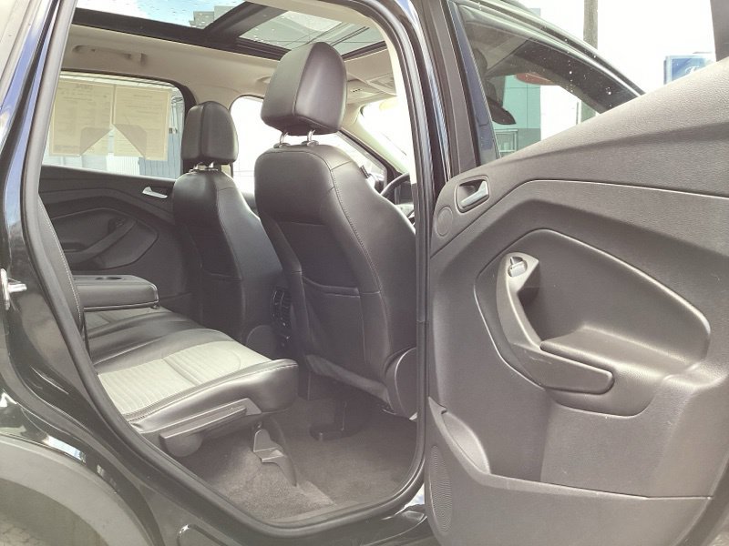 Used 2017 Ford Escape Titanium AWD/4WD image 13