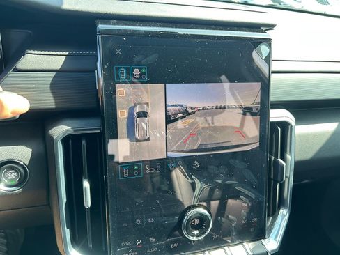 New 2026 GMC Acadia Elevation w/ Elevation Premium Package AWD/4WD image 26