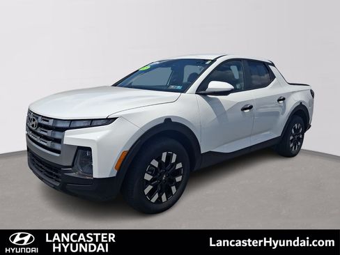 Certified 2025 Hyundai Santa Cruz SE AWD/4WD image 1