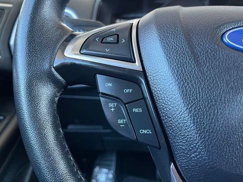 Used 2024 Ford Edge SEL AWD/4WD image 13