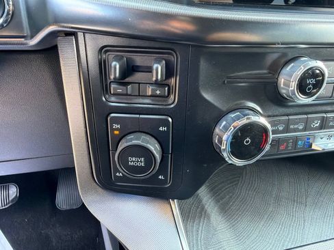 Used 2022 Ford F150 Platinum w/ Equipment Group 701A High AWD/4WD image 32