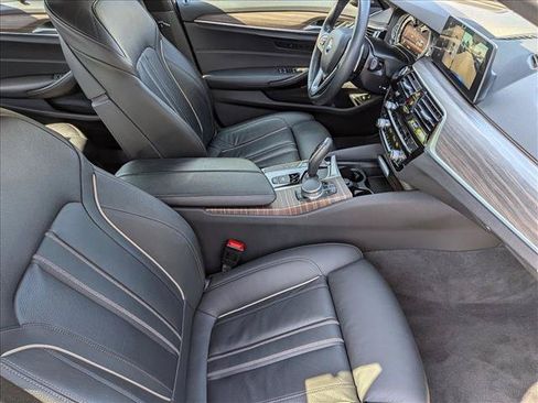 Used 2018 BMW 540i RWD image 22